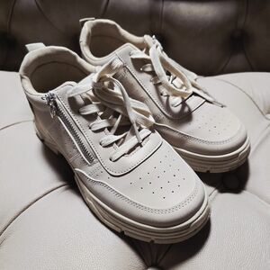 Cream Beige Sneakers with Side Zipper Size 8.5